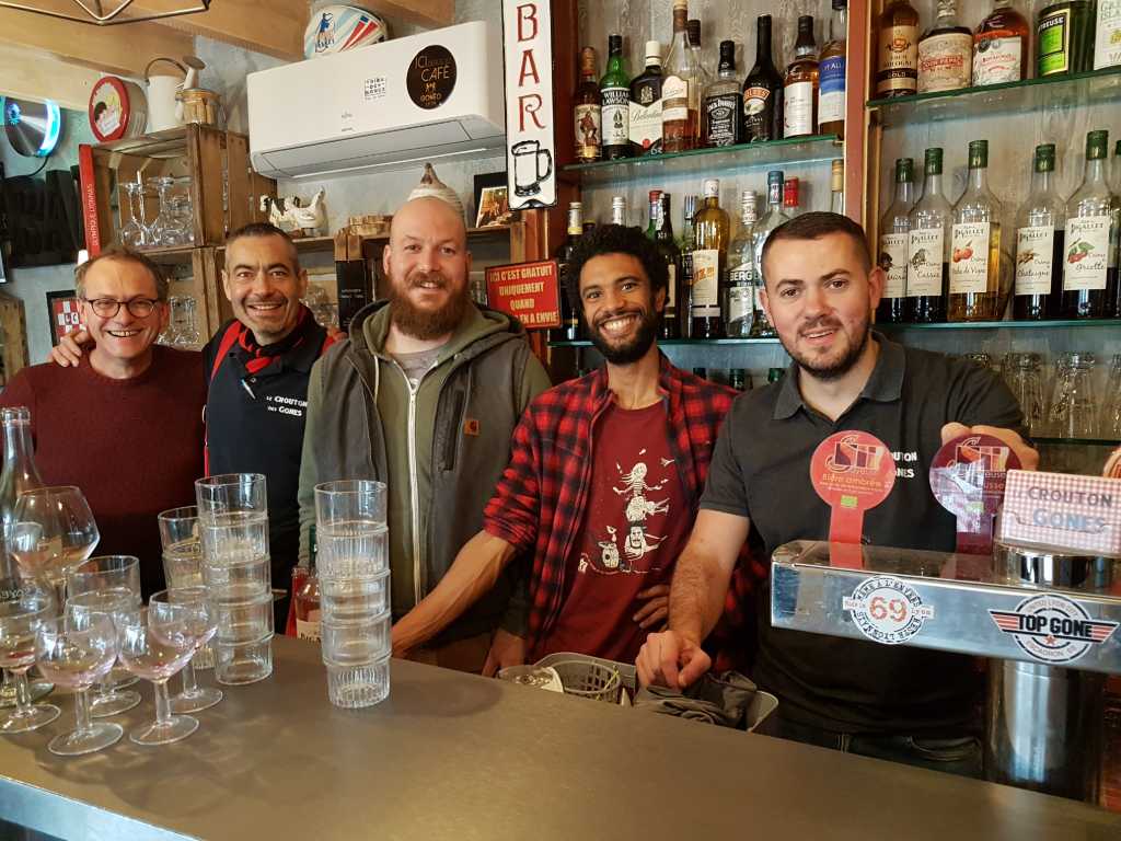 Repas d’équipe au restaurant le crouton des gones